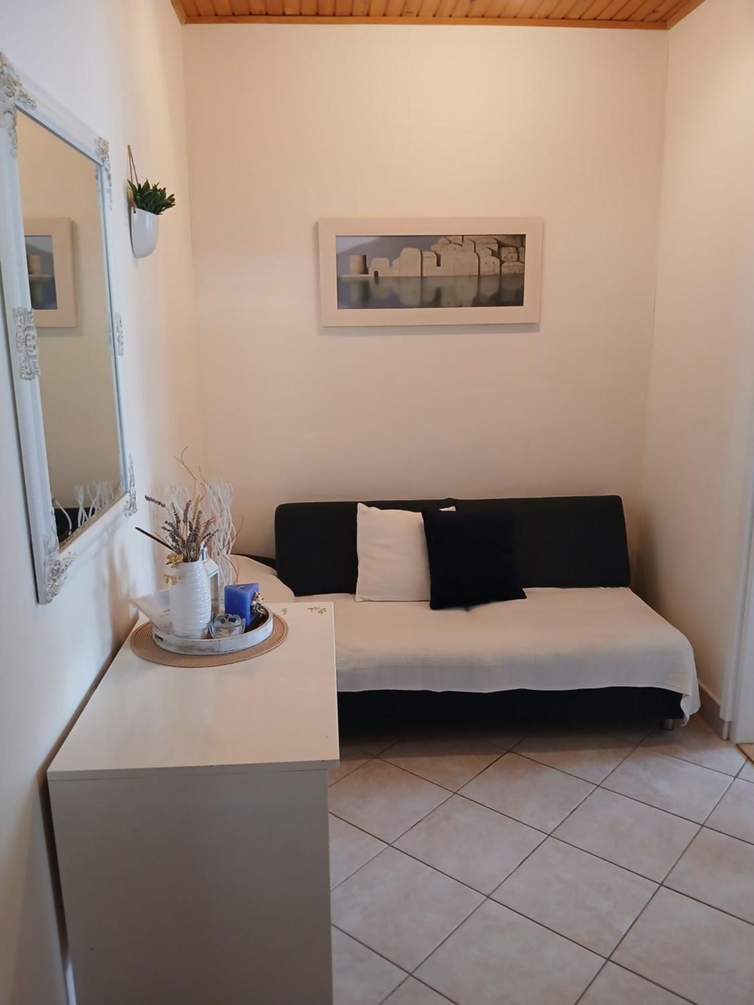 Apartment Dragas Lukovo Eksteriør billede